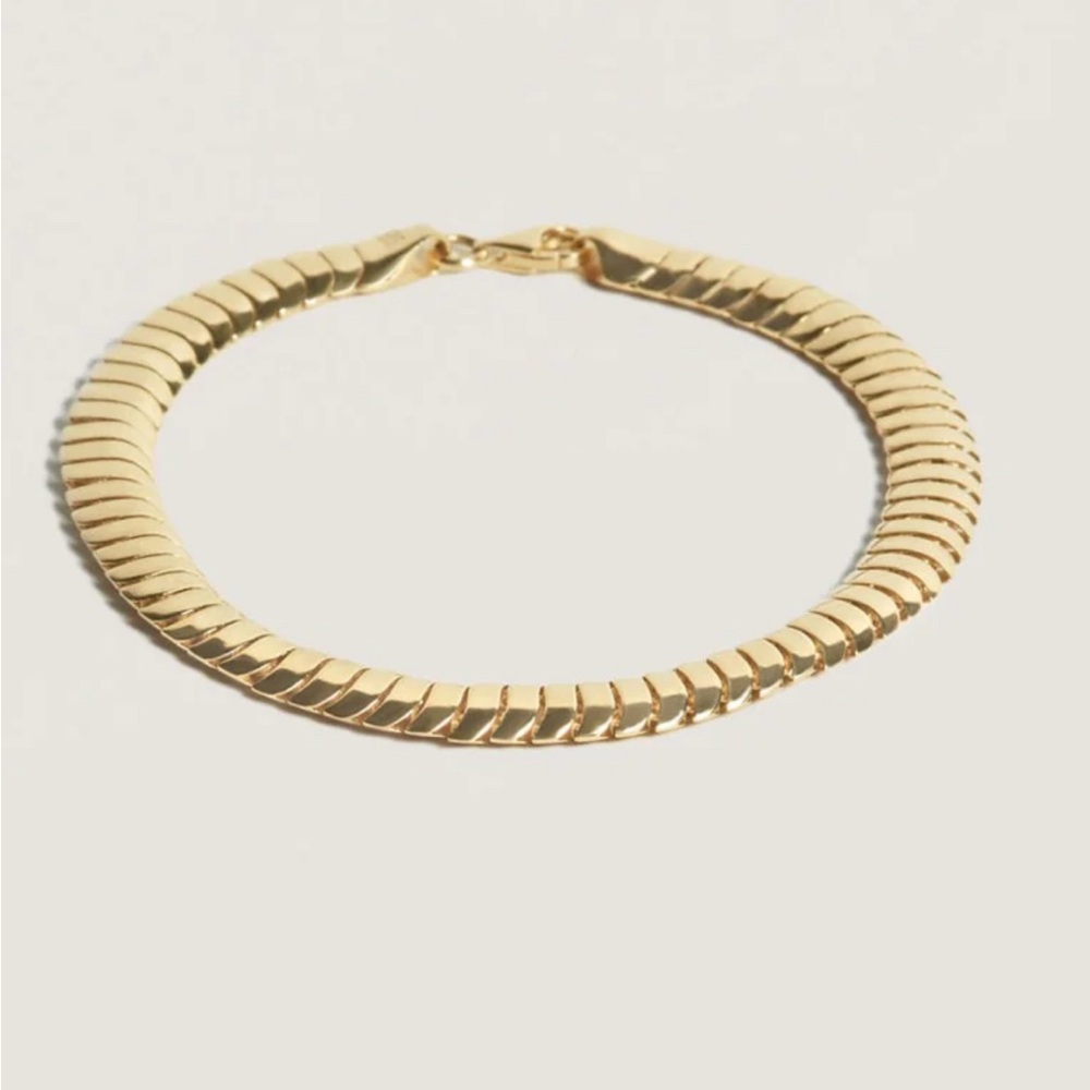 Kinn 14k cobra bracelet